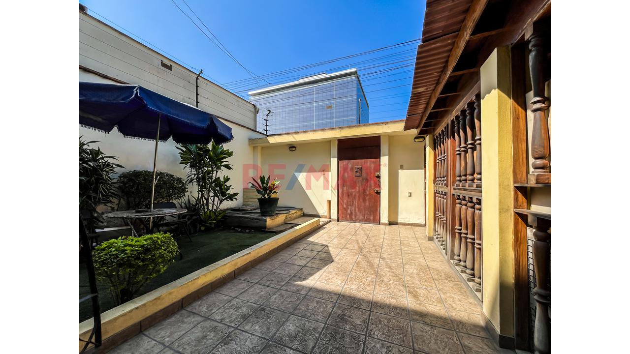 Casa de 7 dormitorios en La Molina, 336 m² — foto 4