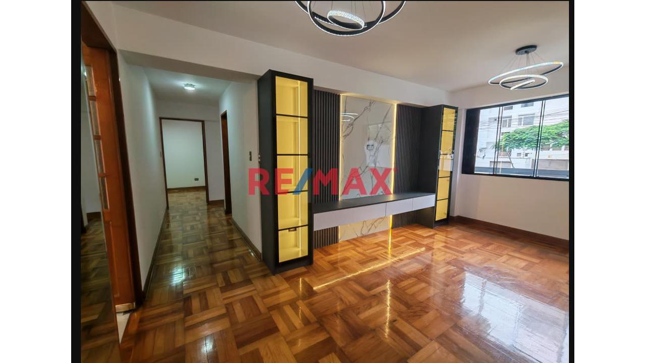 Departamento de 2 dormitorios en San Isidro, 71 m²