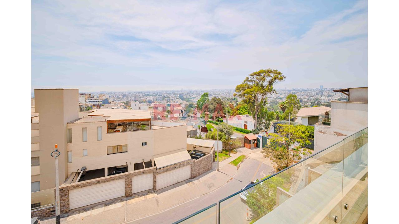 Departamento de 4 dormitorios en Santiago de Surco, 247 m² — foto 3