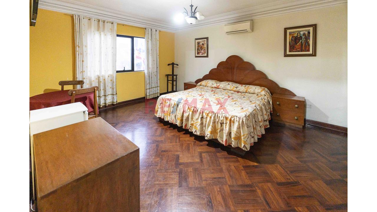 Local comercial de 1131 m² en Miraflores — foto 5