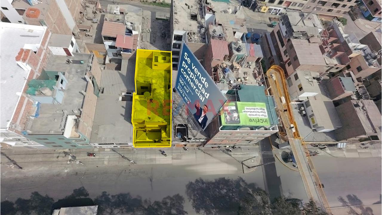 Casa de 9 dormitorios en San Martin de Porres, 331 m² — foto 4