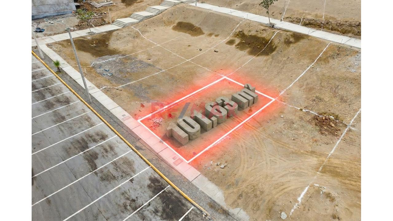 Terreno de 102 m² en Cerro Azul