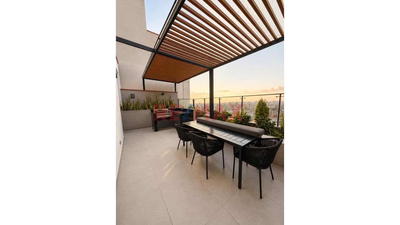 Departamento de 2 dormitorios en Surquillo, 58 m²