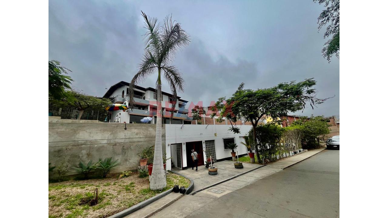 Casa de 8 dormitorios en La Molina, 704 m² — foto 5