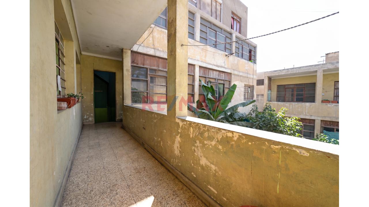 Casa de 21 dormitorios en Callao, 843 m² — foto 4