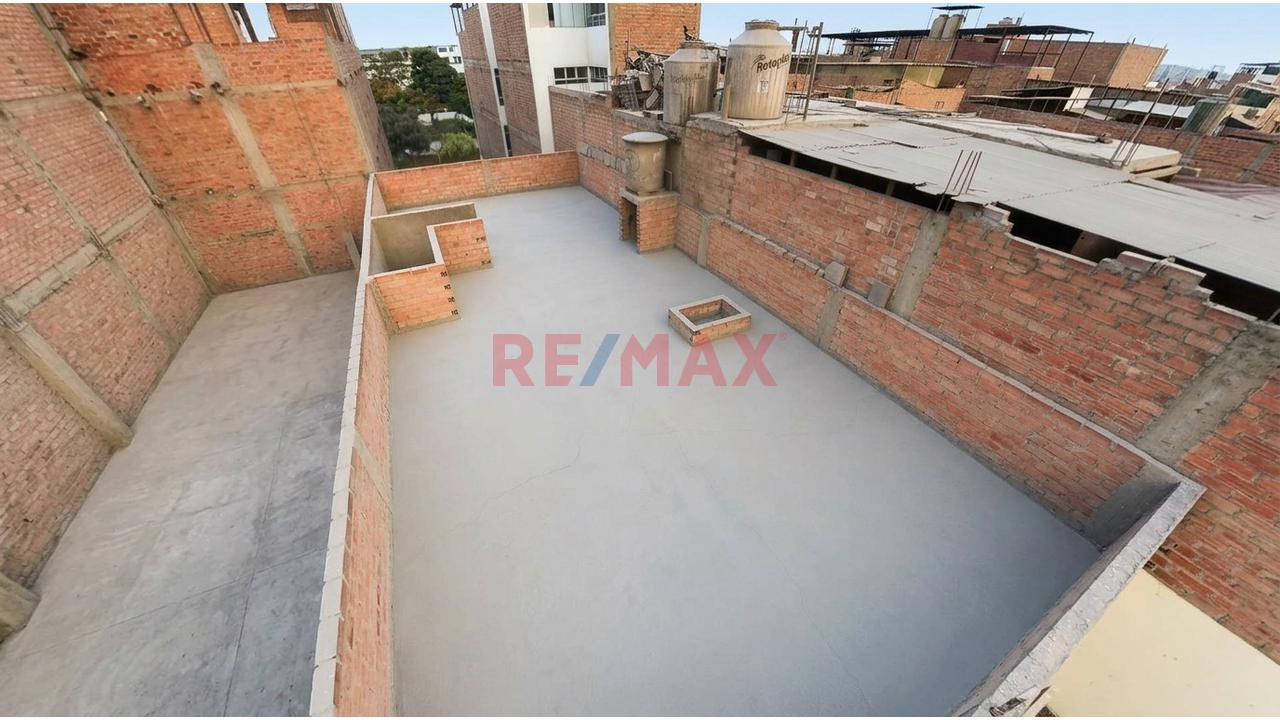 Casa de 7 dormitorios en Comas, 280 m² — foto 2