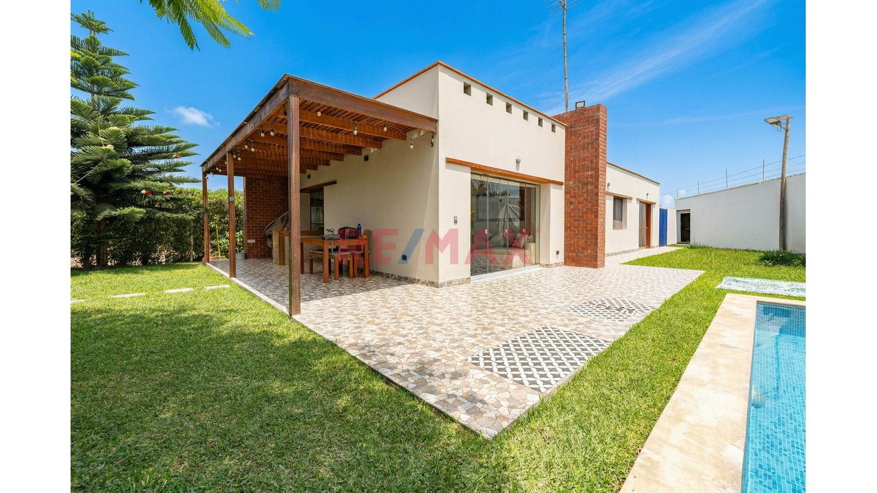 Casa de 3 dormitorios en Asia, 141 m² — foto 4