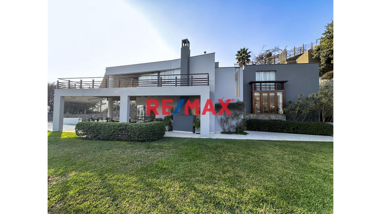 Casa de 3 dormitorios en La Molina, 651 m² — foto 2