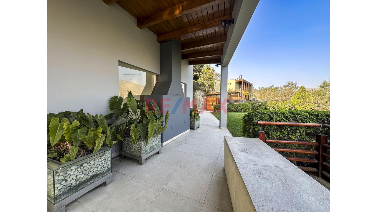 Casa de 3 dormitorios en La Molina, 651 m² — foto 4