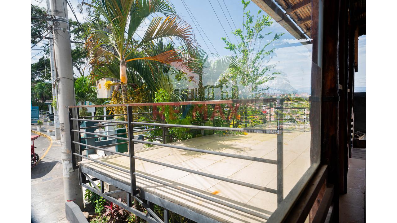 Local comercial de 188 m² en Tarapoto — foto 3