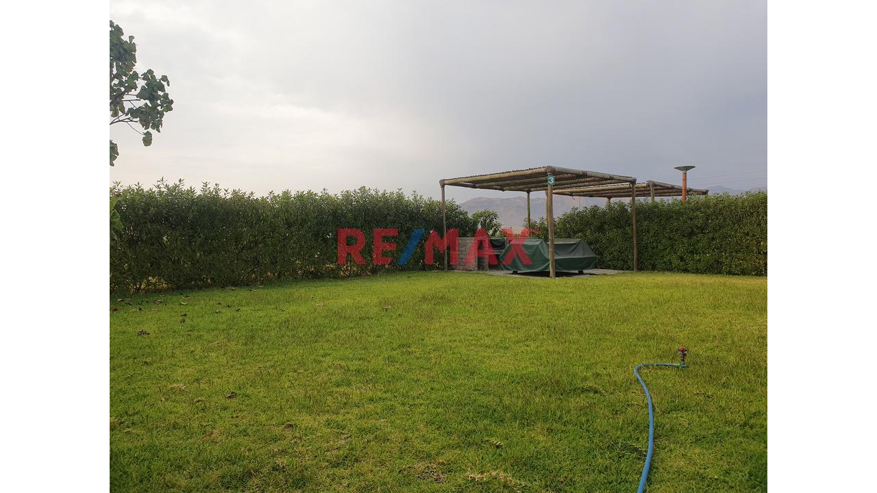 Terreno de 448 m² en Asia