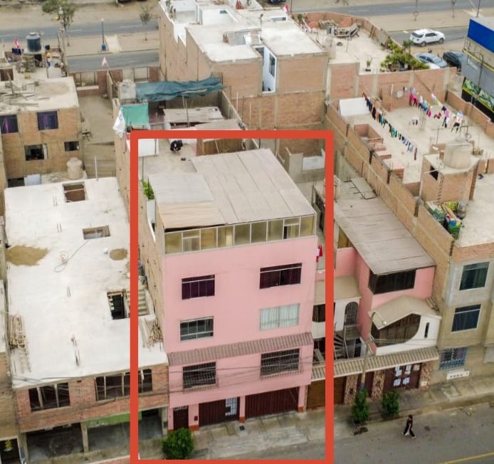 Casa de 12 dormitorios en Callao, 586 m²