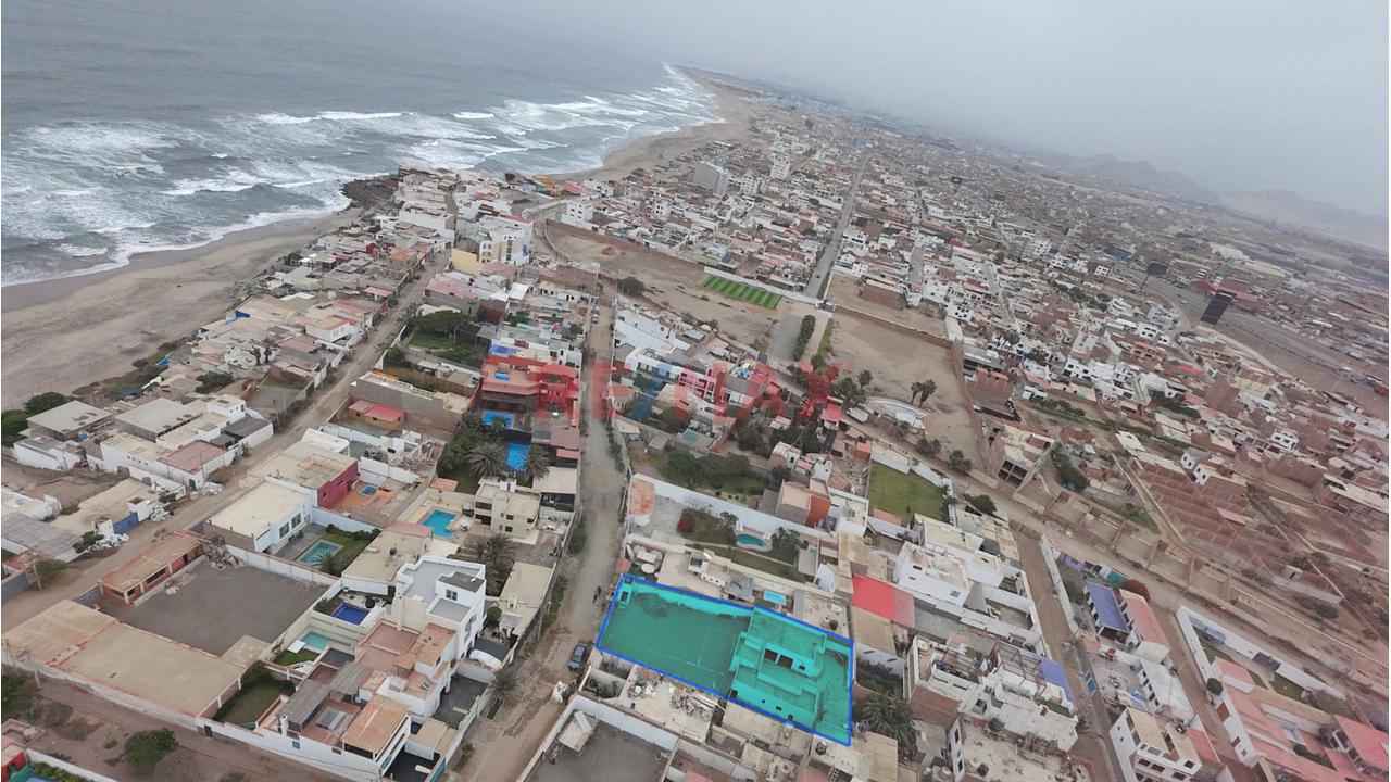 Terreno de 660 m² en Lurin