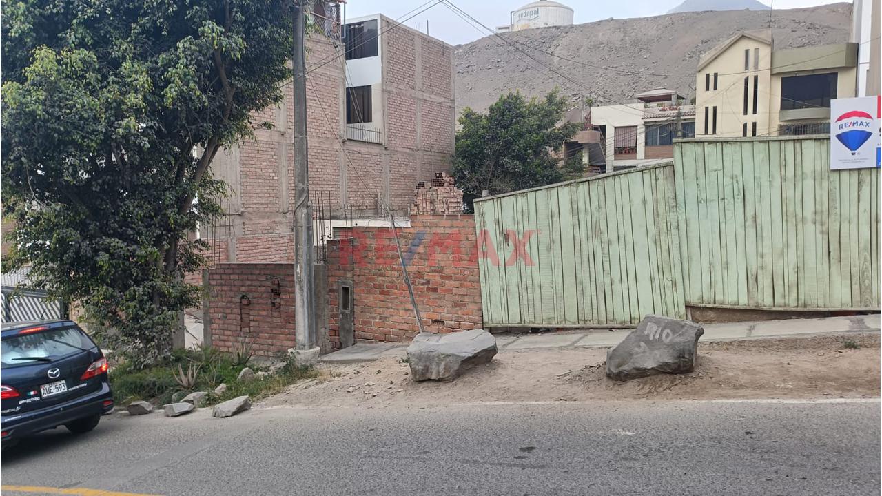 Terreno de 180 m² en La Molina — foto 2