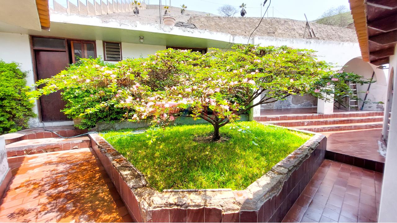 Casa de 4 dormitorios en La Molina, 366 m² — foto 2